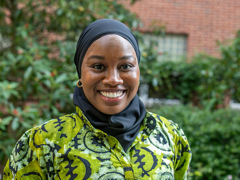 Fatima Siwaju